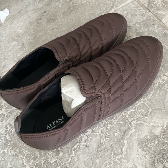 Alfani Copper Chocolate Quilted Slip-On Sneakers Size 11.5M, New in Box - Picture 3 of 11